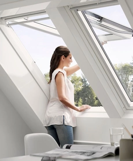 Мансардное окно VELUX PREMIUM GPU 0070 «Панорама» белое