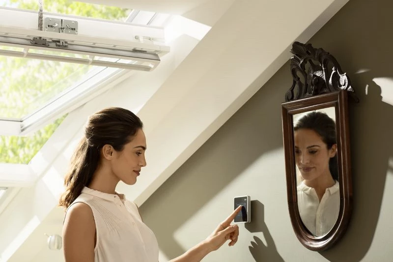 Мансардное окно VELUX PREMIUM Integra GGU 007021, белое